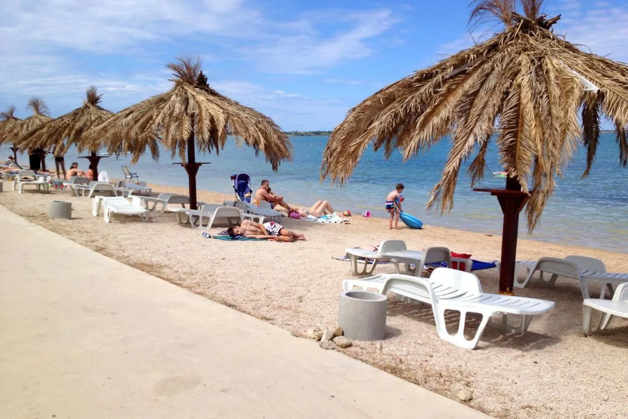 Apartments By The Sea Vrsi - Mulo, Zadar - 12519