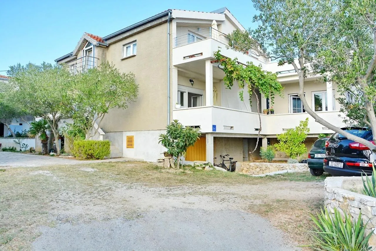 Apartments By The Sea Vrsi - Mulo, Zadar - 12519