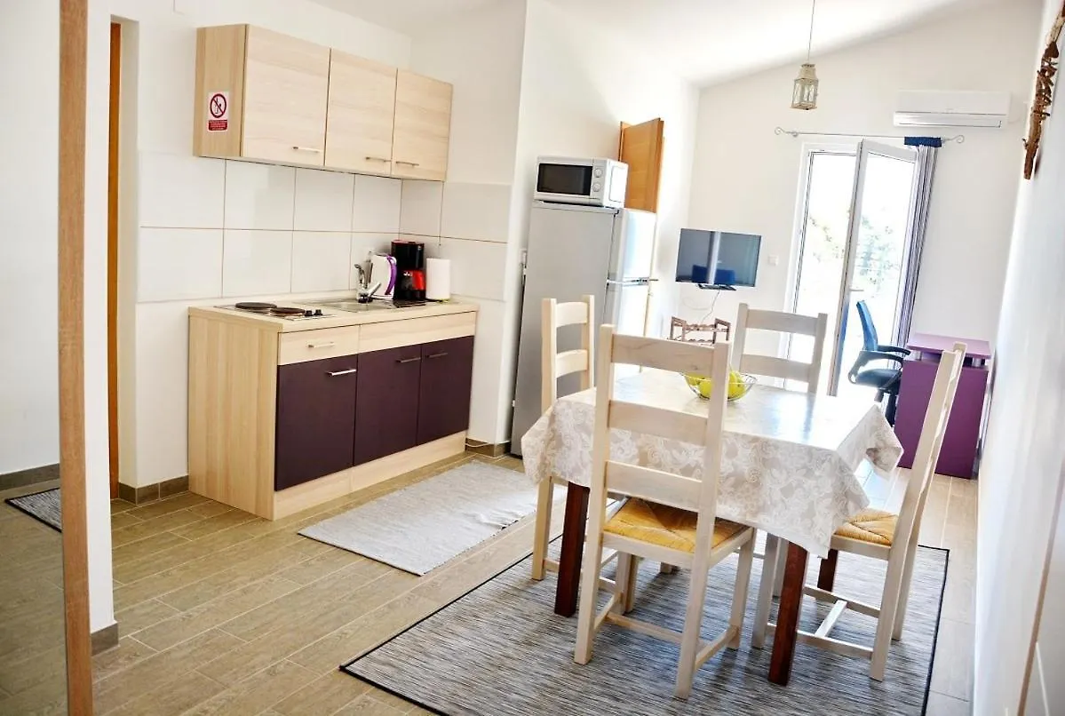 Apartments By The Sea Vrsi - Mulo, Zadar - 12519 Croatia