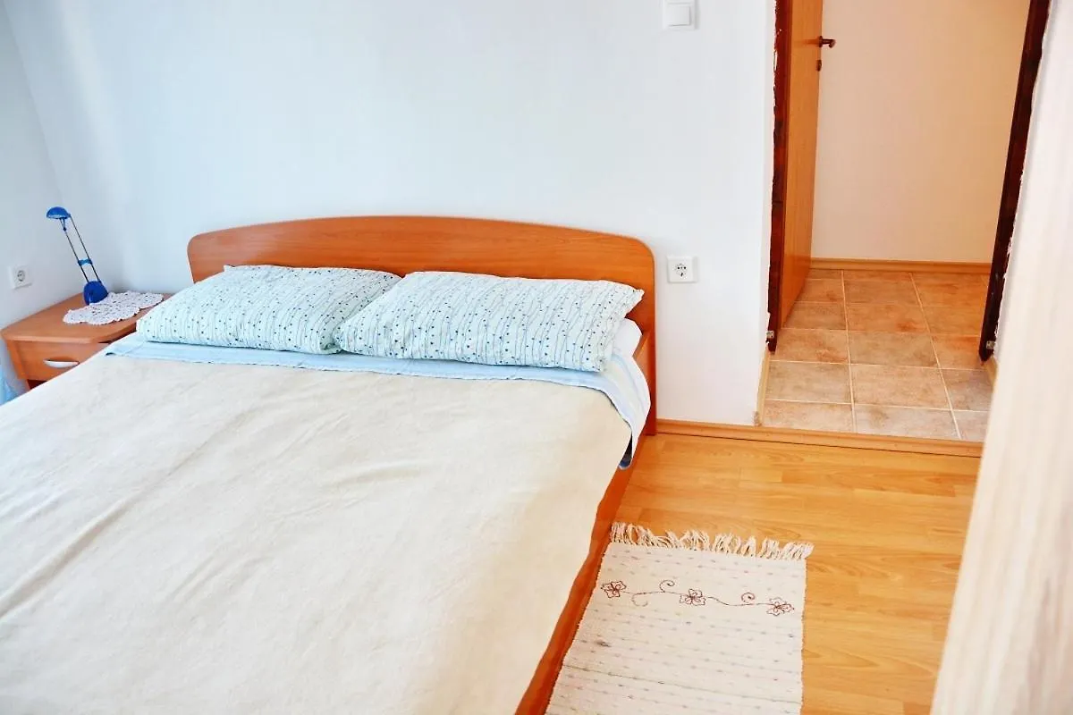 Apartments By The Sea Vrsi - Mulo, Zadar - 12519
