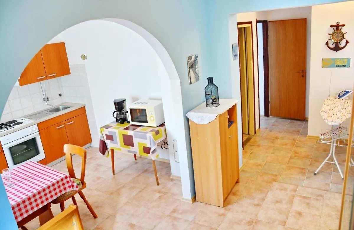 Apartments By The Sea Vrsi - Mulo, Zadar - 12519 Croatia